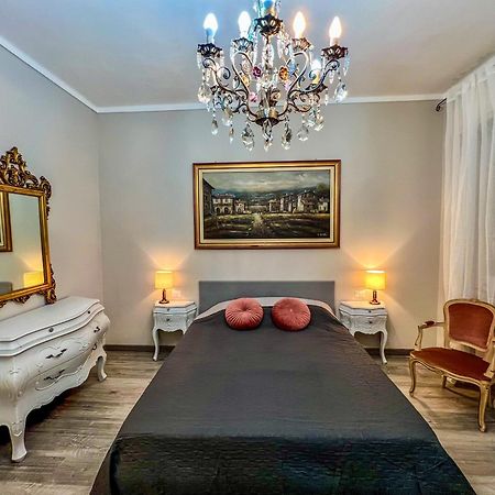 La Casa Bianca Lejlighed Vercelli Eksteriør billede
