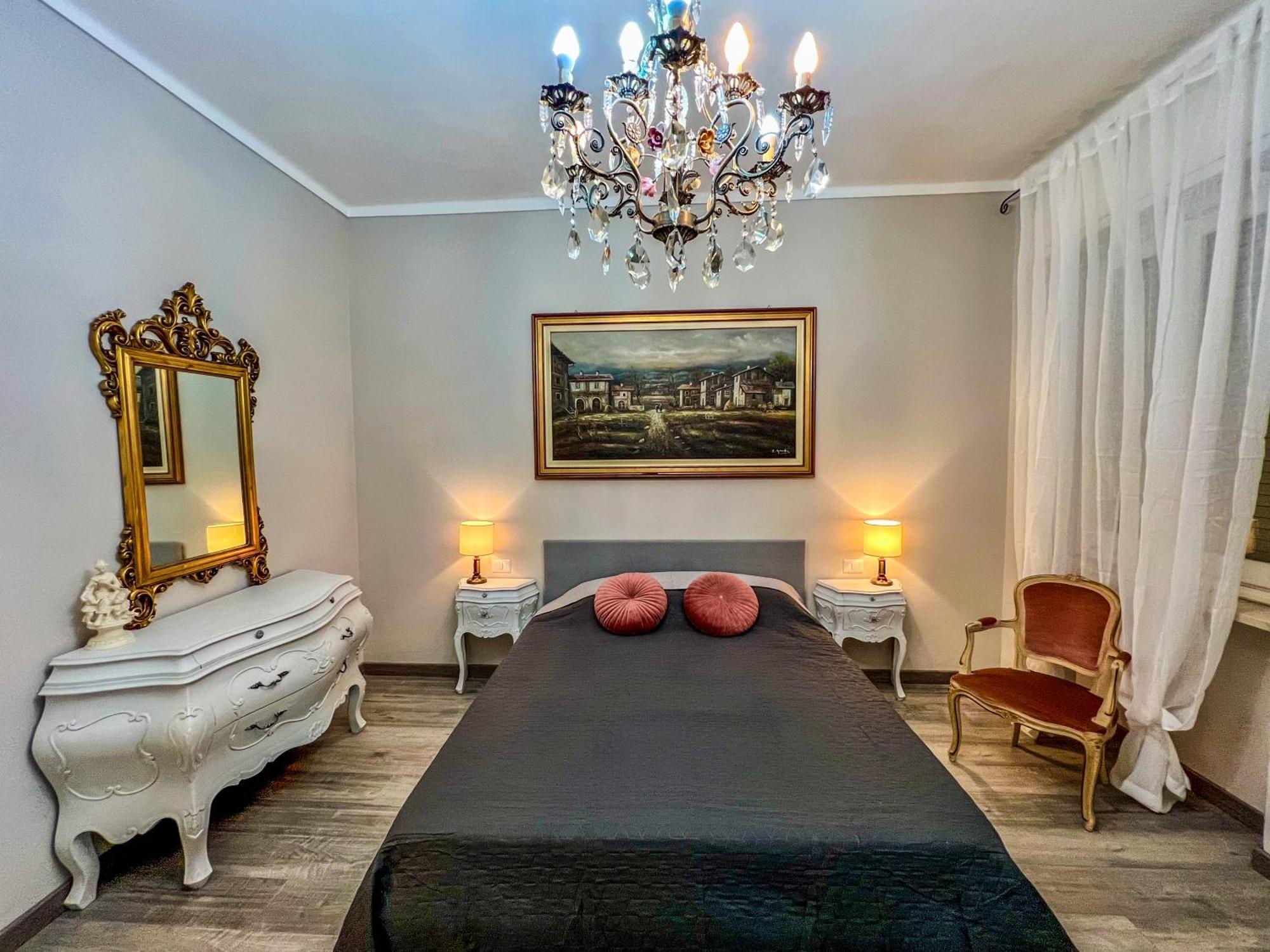 La Casa Bianca Lejlighed Vercelli Eksteriør billede